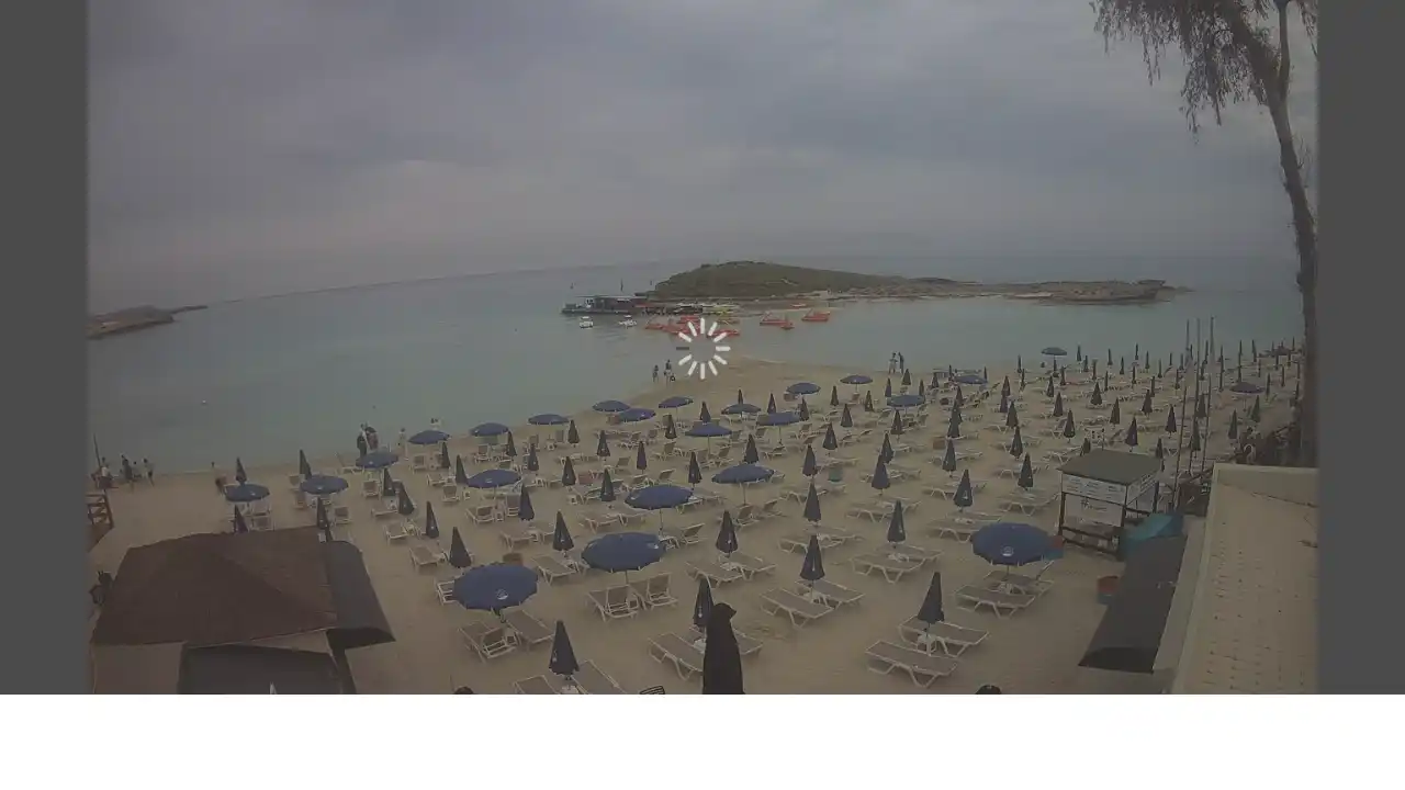 :city webcam snapshot — May 2, 2026 17:00