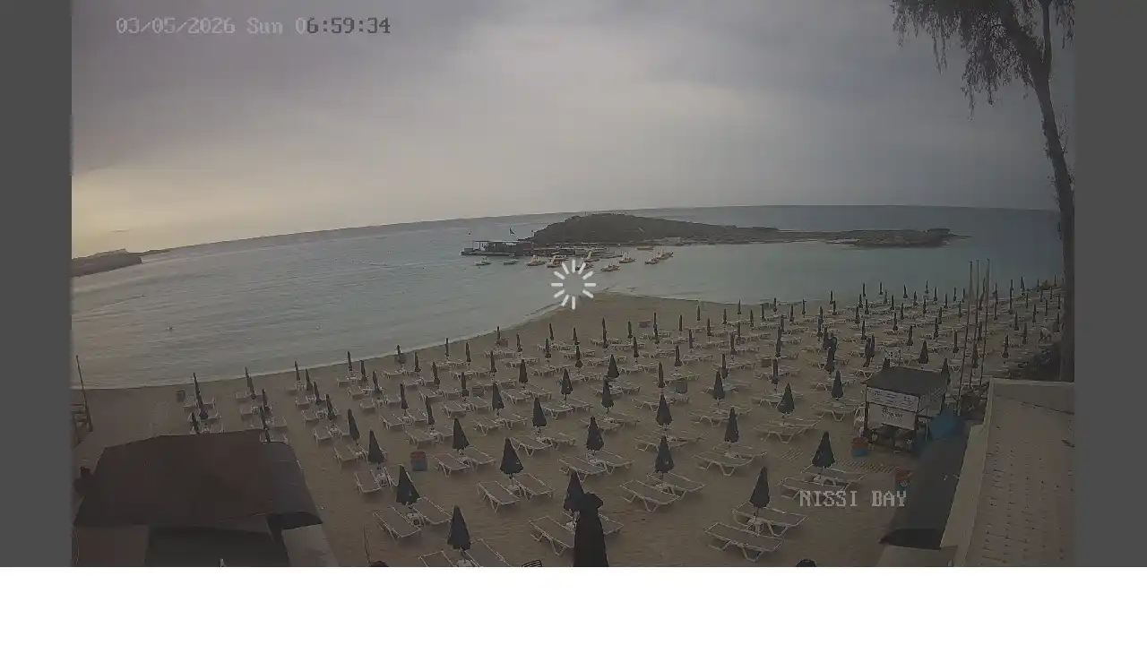 :city webcam snapshot — May 3, 2026 05:00