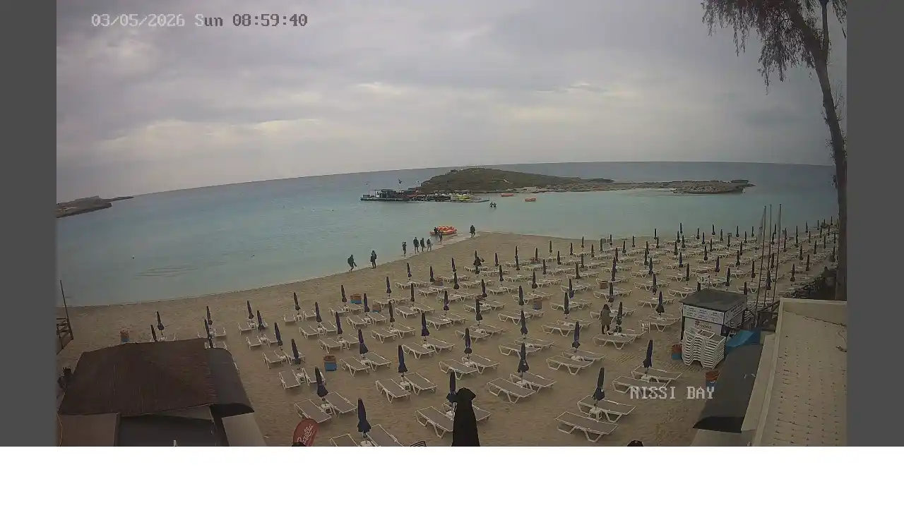:city webcam snapshot — May 3, 2026 07:00