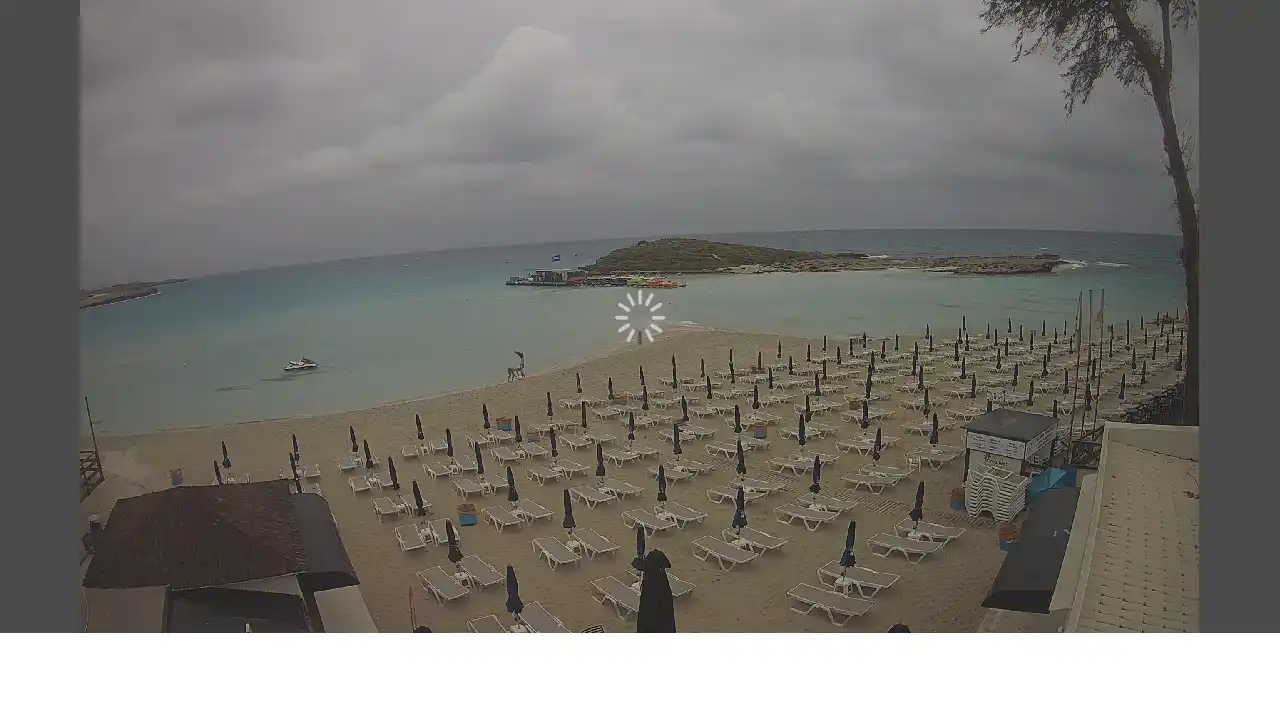 :city webcam snapshot — May 3, 2026 12:00