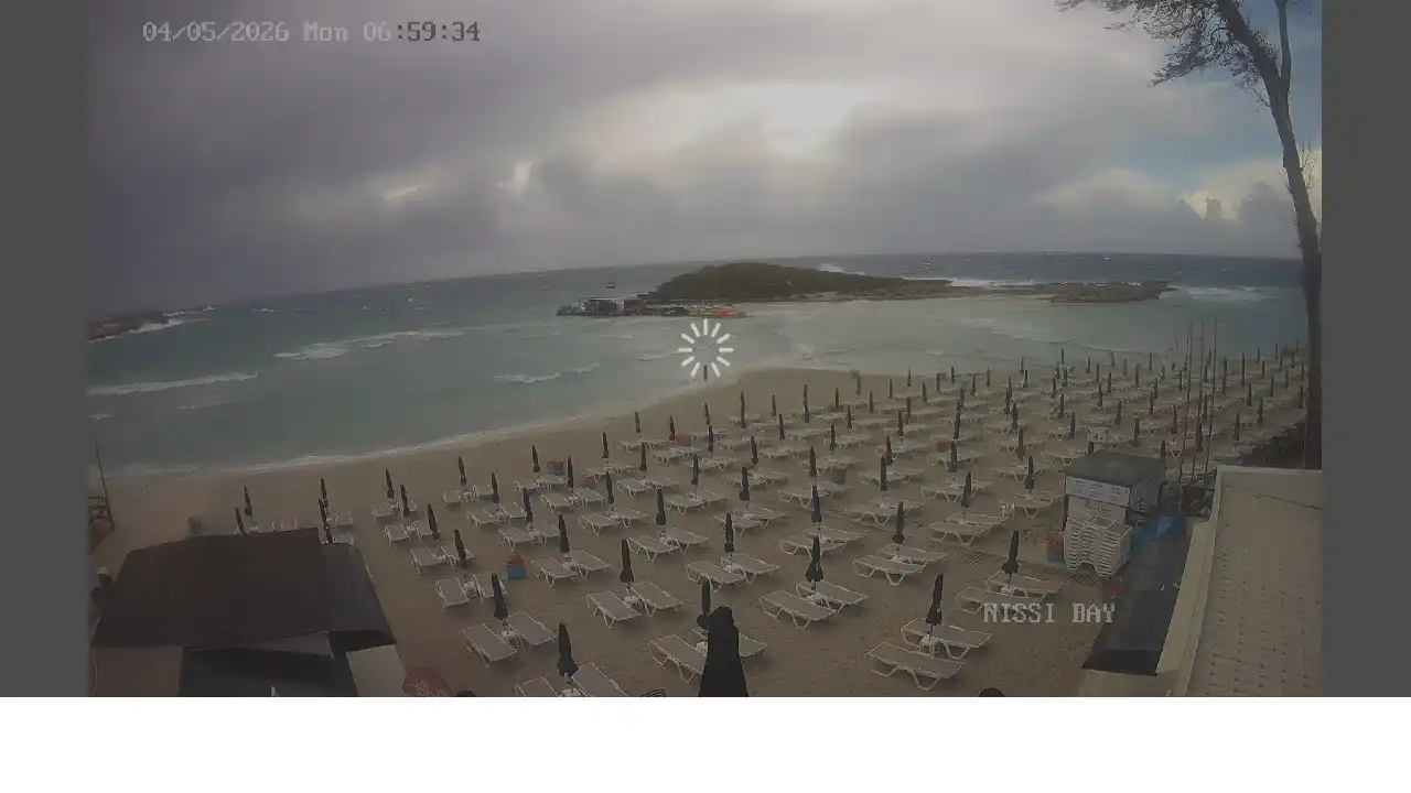 :city webcam snapshot — May 4, 2026 05:00