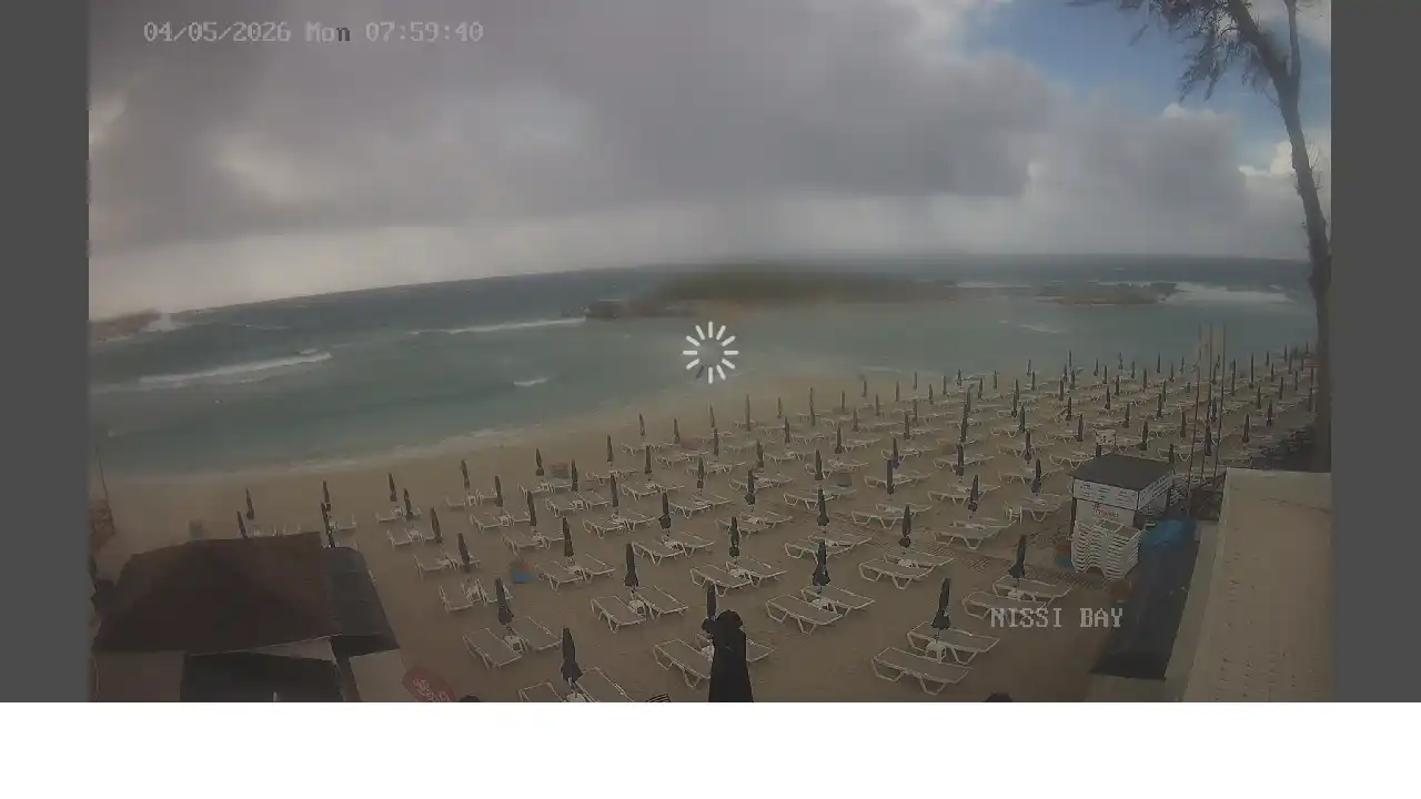 :city webcam snapshot — May 4, 2026 06:00