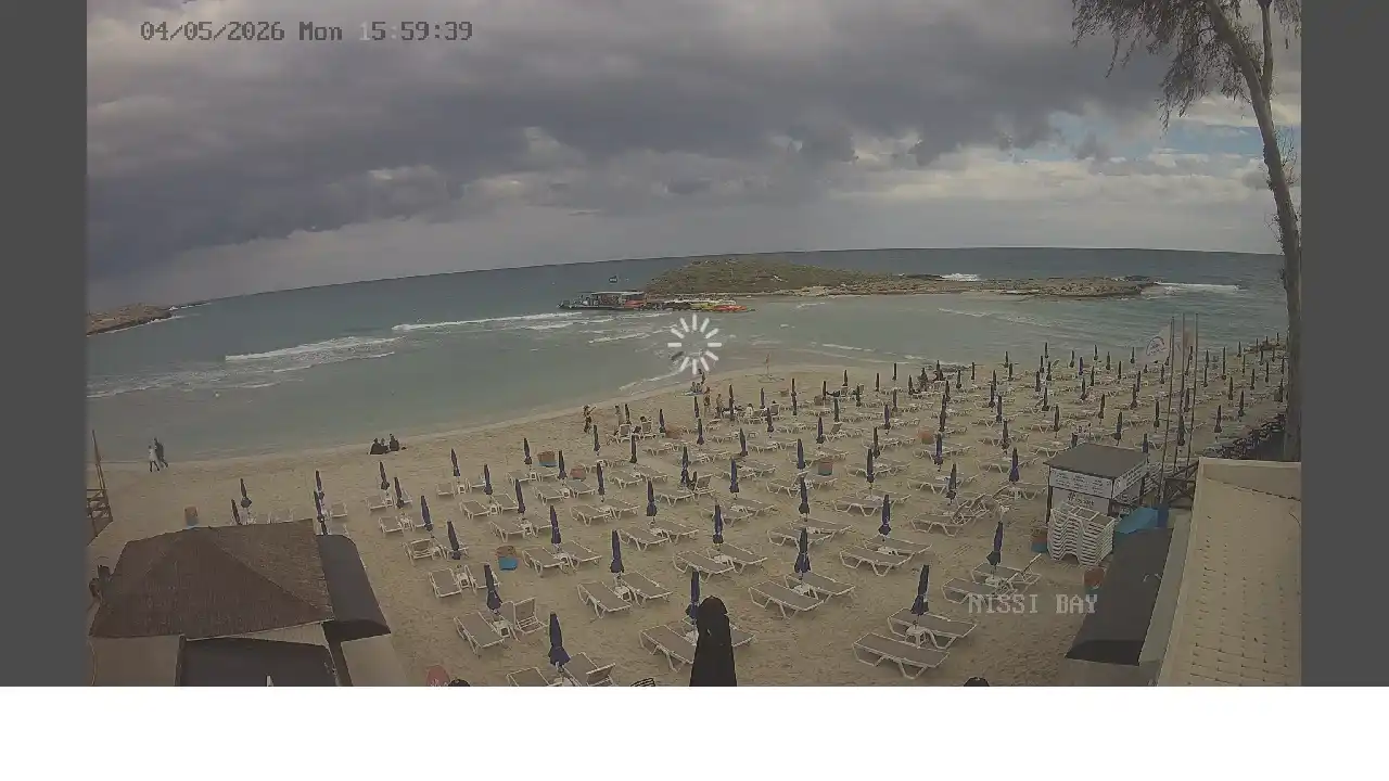 :city webcam snapshot — May 4, 2026 14:00
