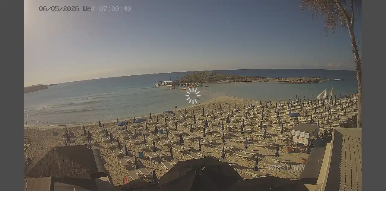 :city webcam snapshot — May 6, 2026 05:00
