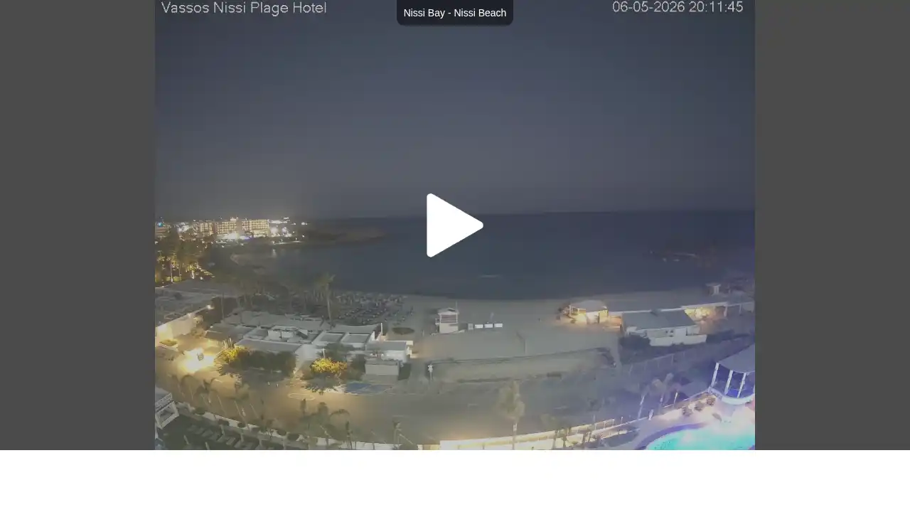 :city webcam snapshot — May 6, 2026 18:00