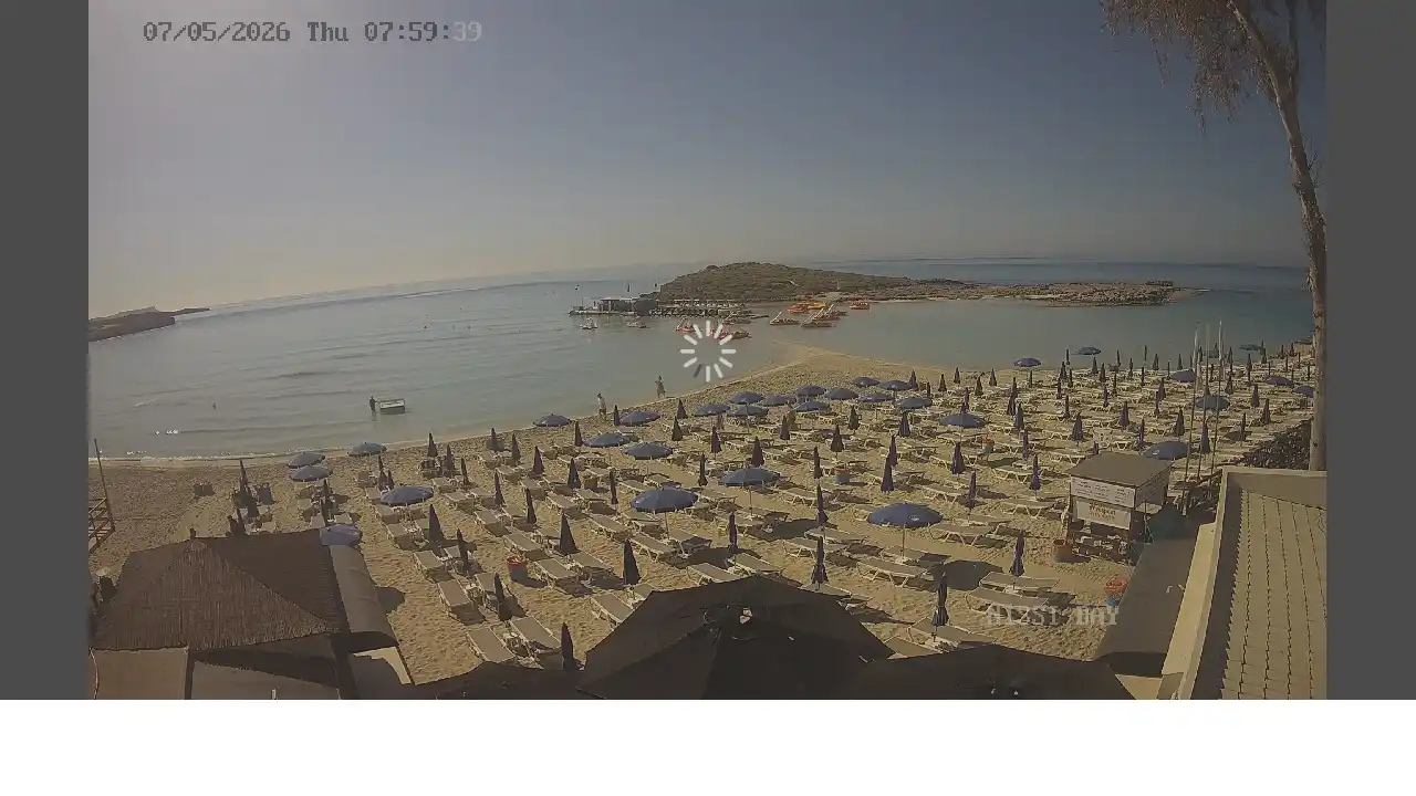 :city webcam snapshot — May 7, 2026 06:00