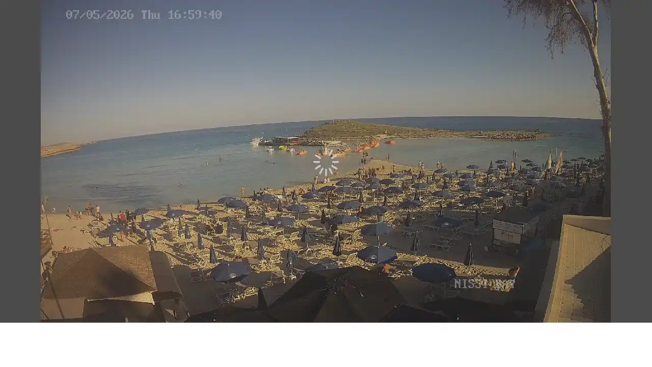 :city webcam snapshot — May 7, 2026 15:00
