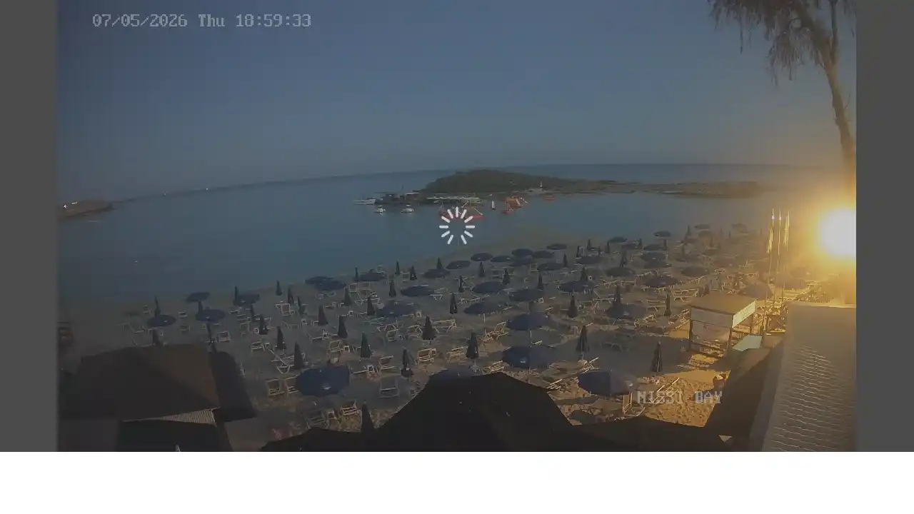 :city webcam snapshot — May 7, 2026 17:00