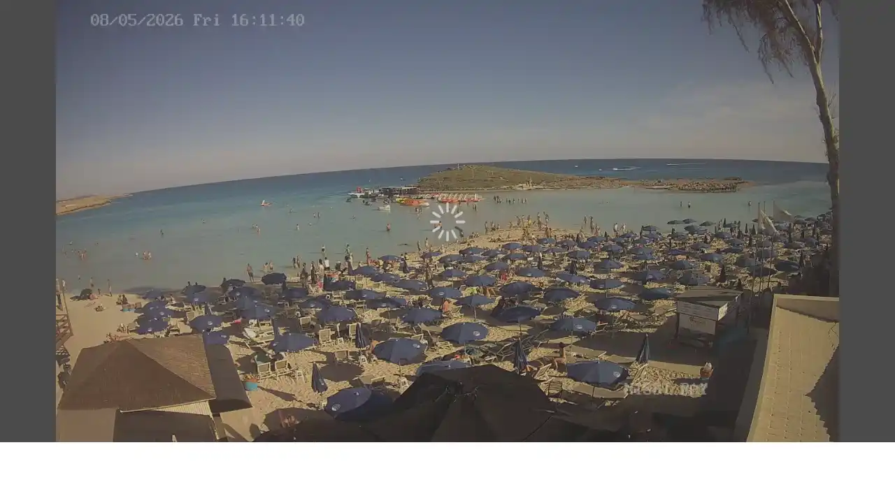 :city webcam snapshot — May 8, 2026 15:00