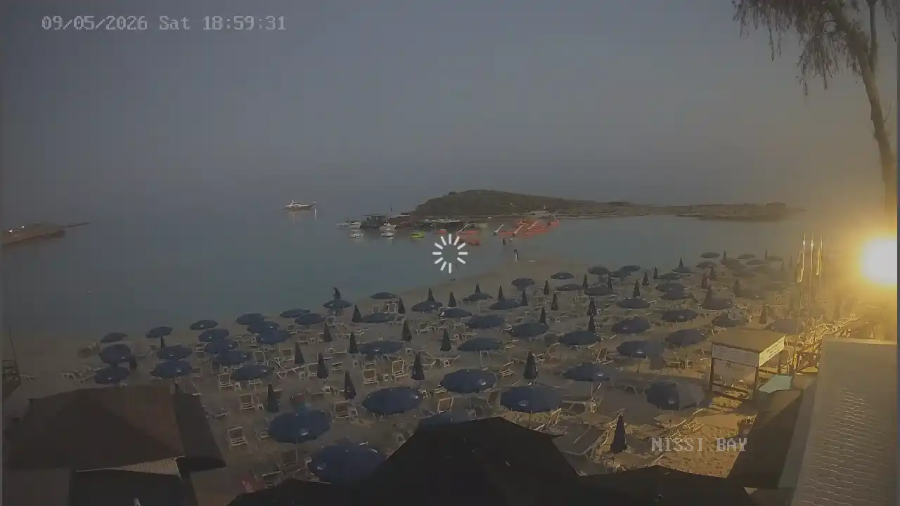 :city webcam snapshot — May 9, 2026 17:00