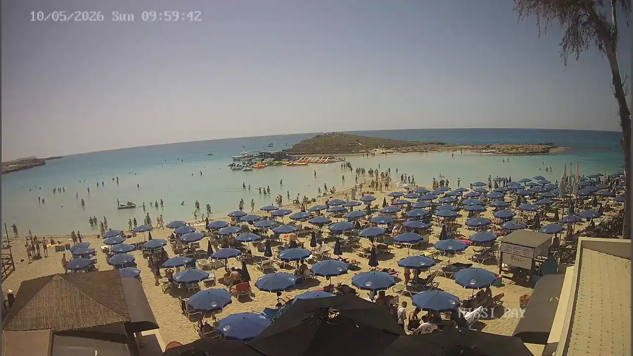 :city webcam snapshot — May 10, 2026 08:00