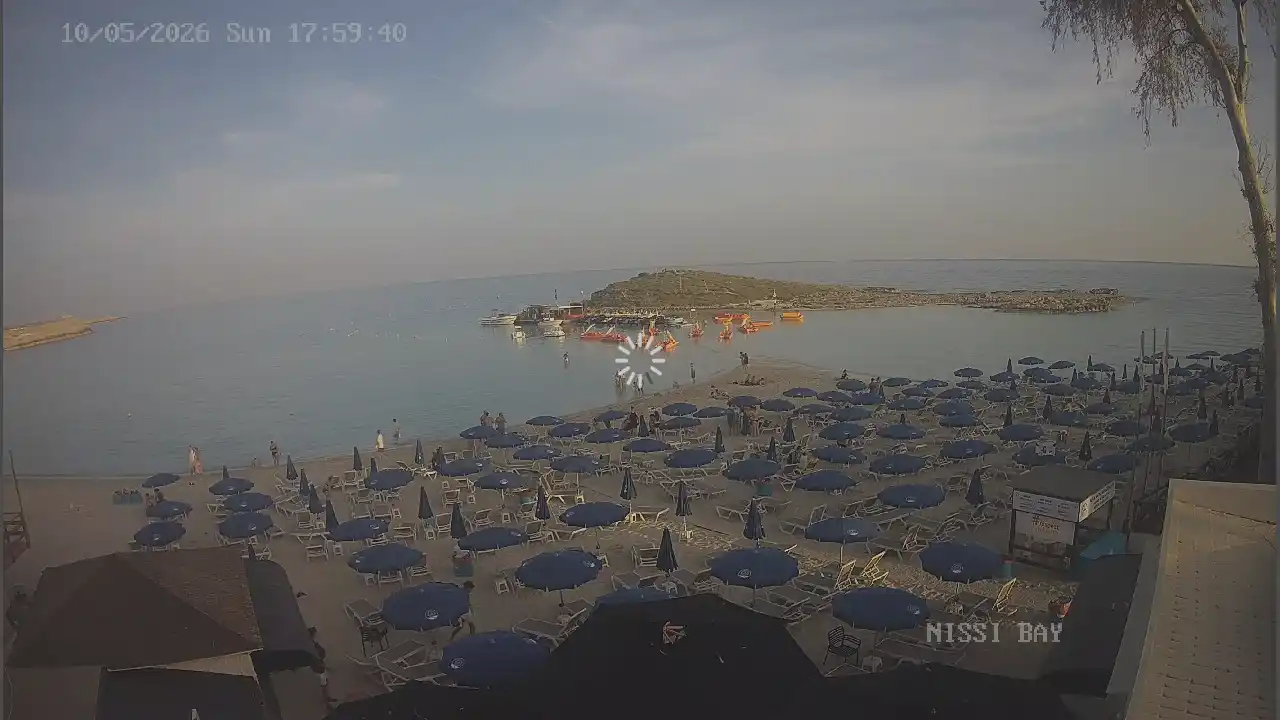 :city webcam snapshot — May 10, 2026 16:00