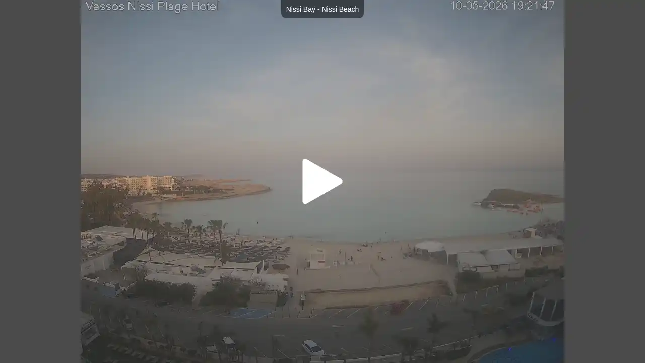 :city webcam snapshot — May 10, 2026 17:00