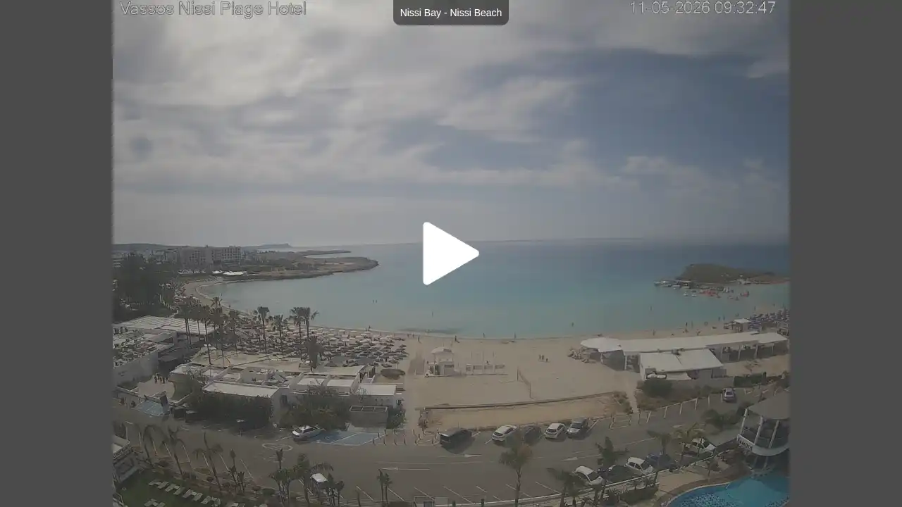 Webcam snapshot from :city — May 11, 2026 07:00