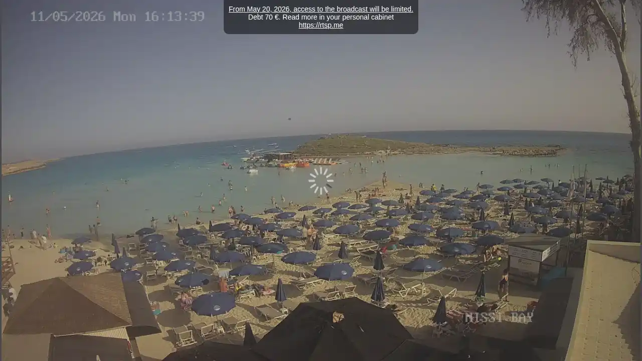 Webcam snapshot from :city — May 11, 2026 15:00