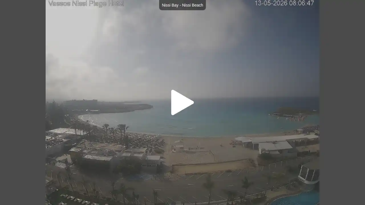 Webcam snapshot from :city — May 13, 2026 06:00