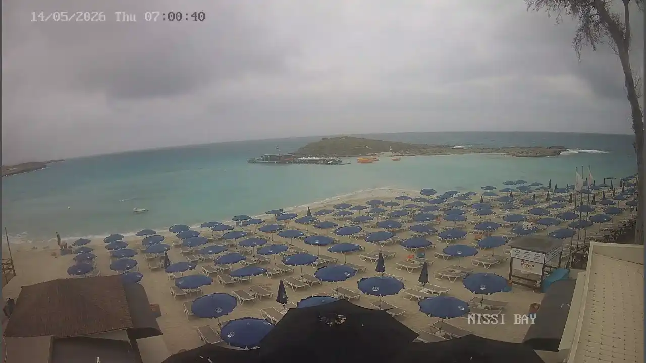 Webcam snapshot from :city — May 14, 2026 05:00
