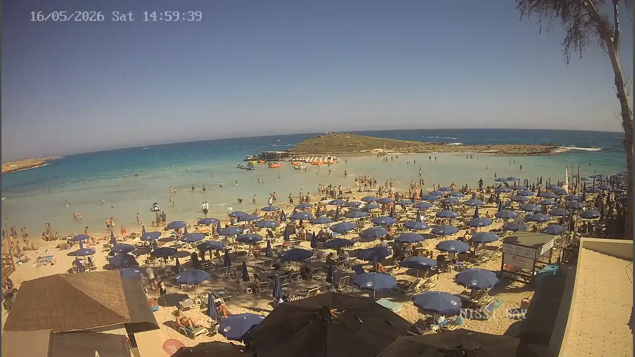 Webcam snapshot from :city — May 16, 2026 13:00