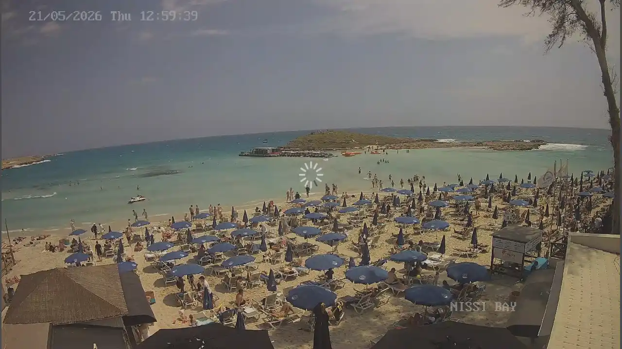 Webcam snapshot from :city — May 21, 2026 11:00