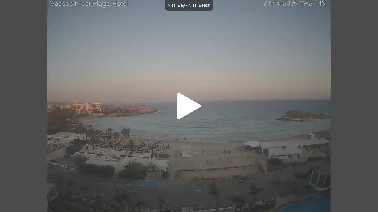 Webcam snapshot from :city — May 21, 2026 17:00