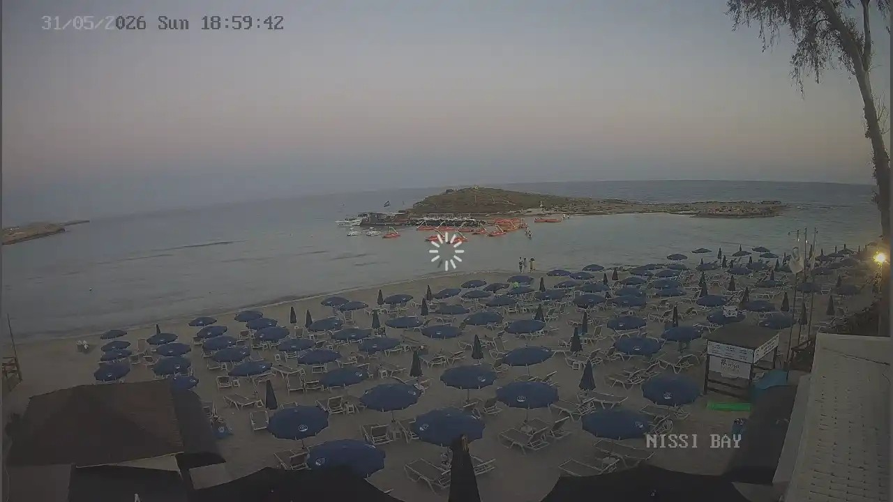 Webcam snapshot from :city — May 31, 2026 17:00