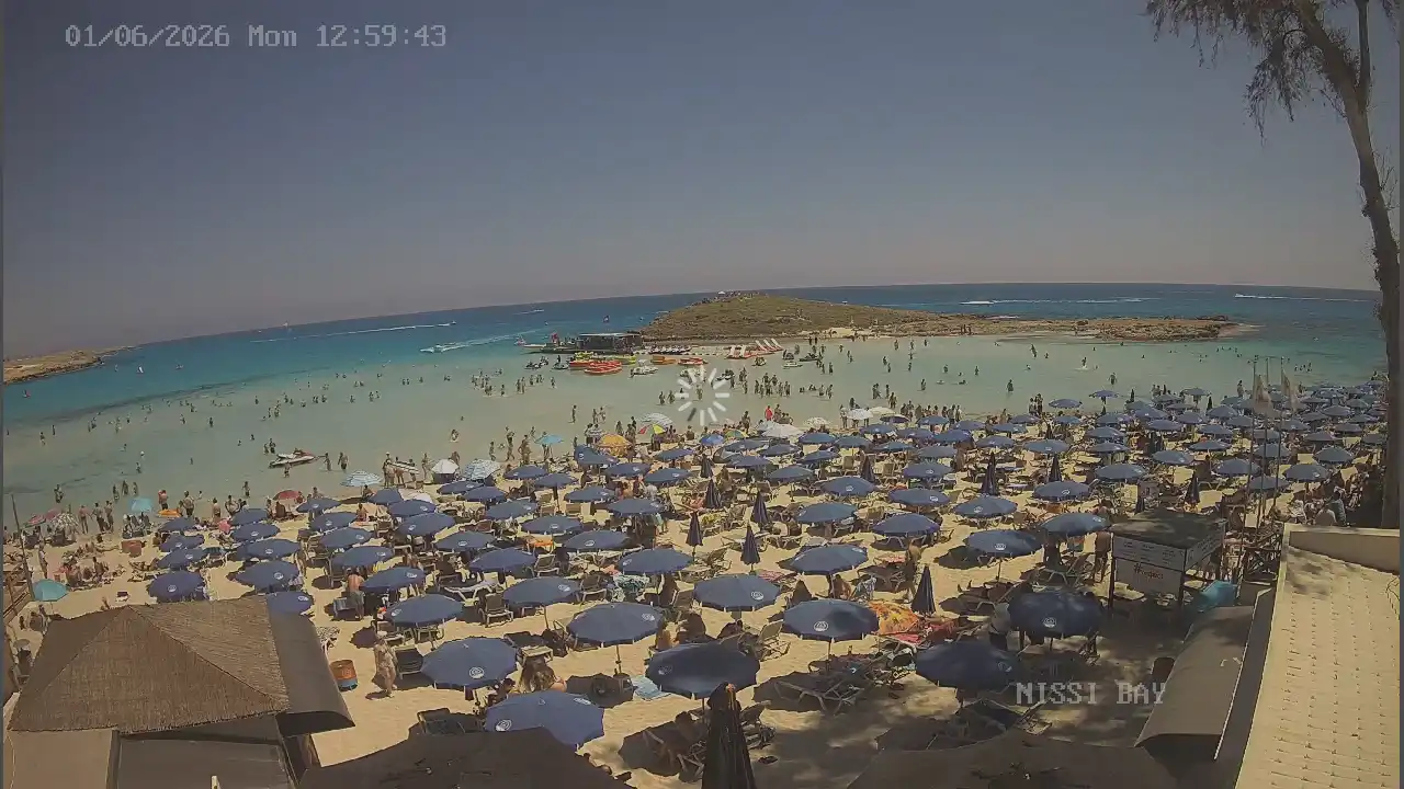 Webcam snapshot from :city — June 1, 2026 11:00
