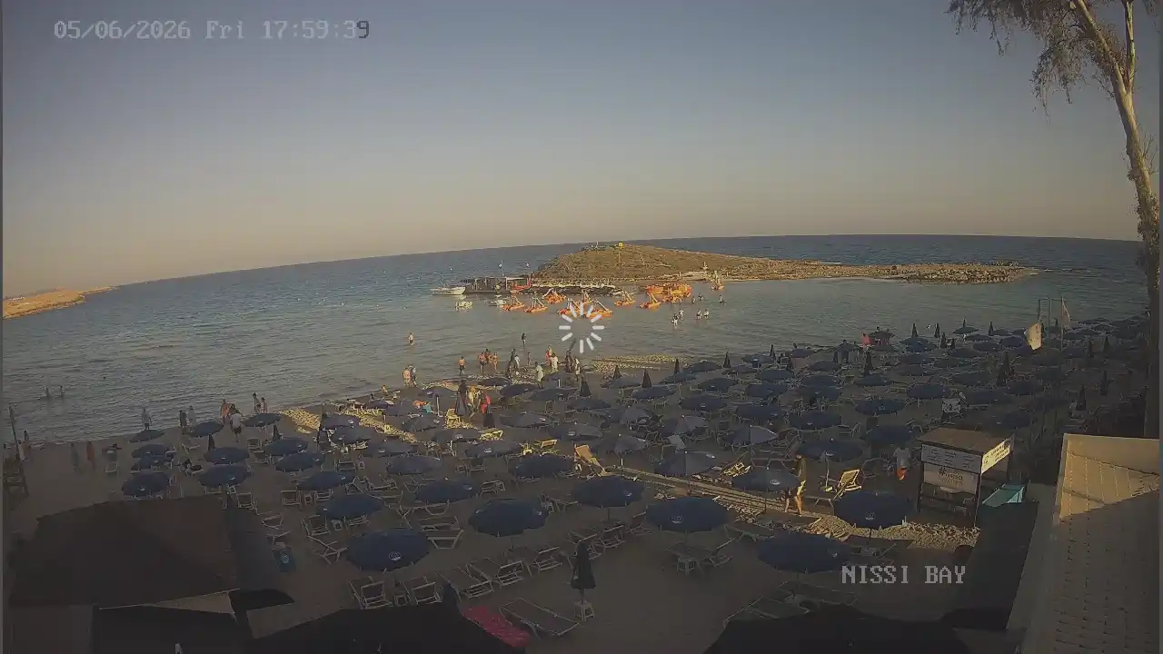 Webcam snapshot from :city — June 5, 2026 16:00
