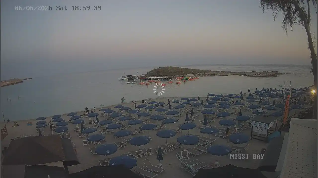 Webcam snapshot from :city — June 6, 2026 17:00