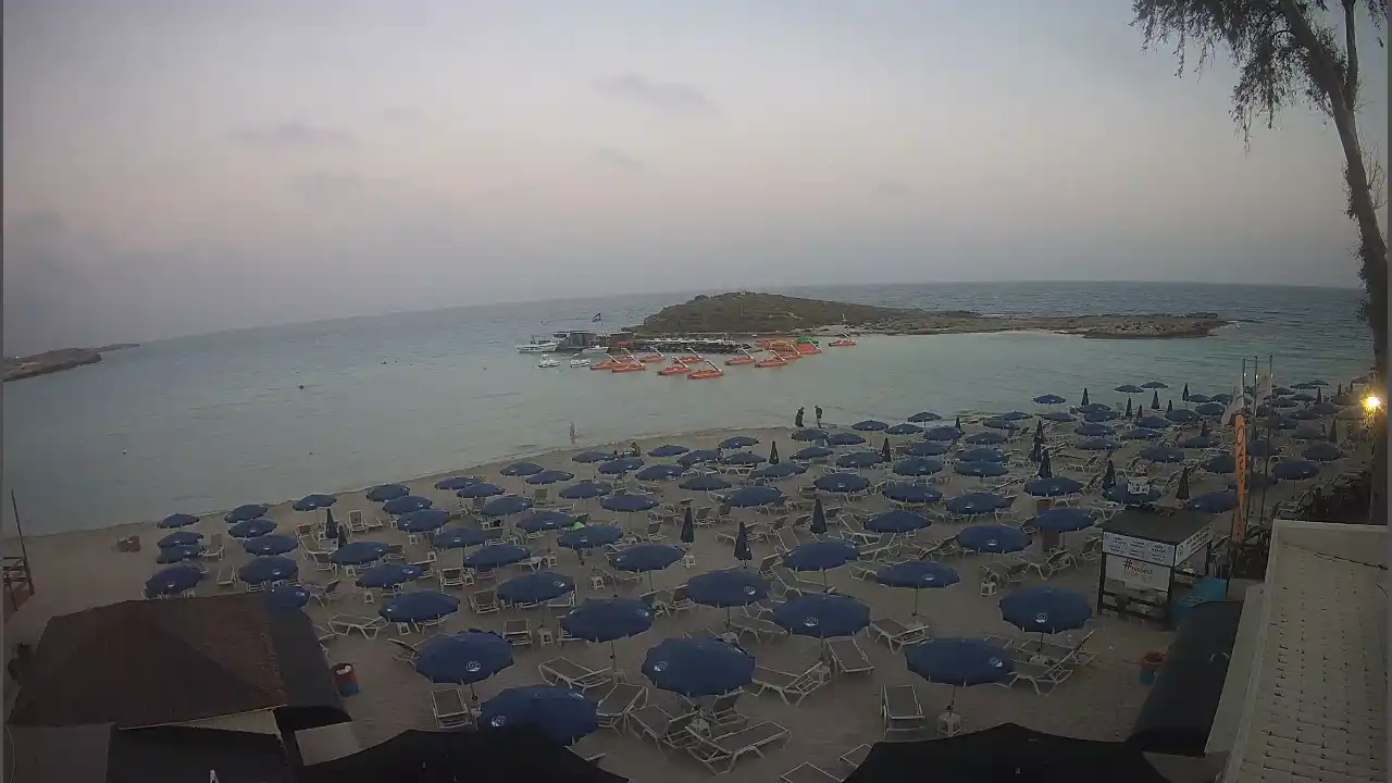 Webcam snapshot from :city — June 7, 2026 17:00
