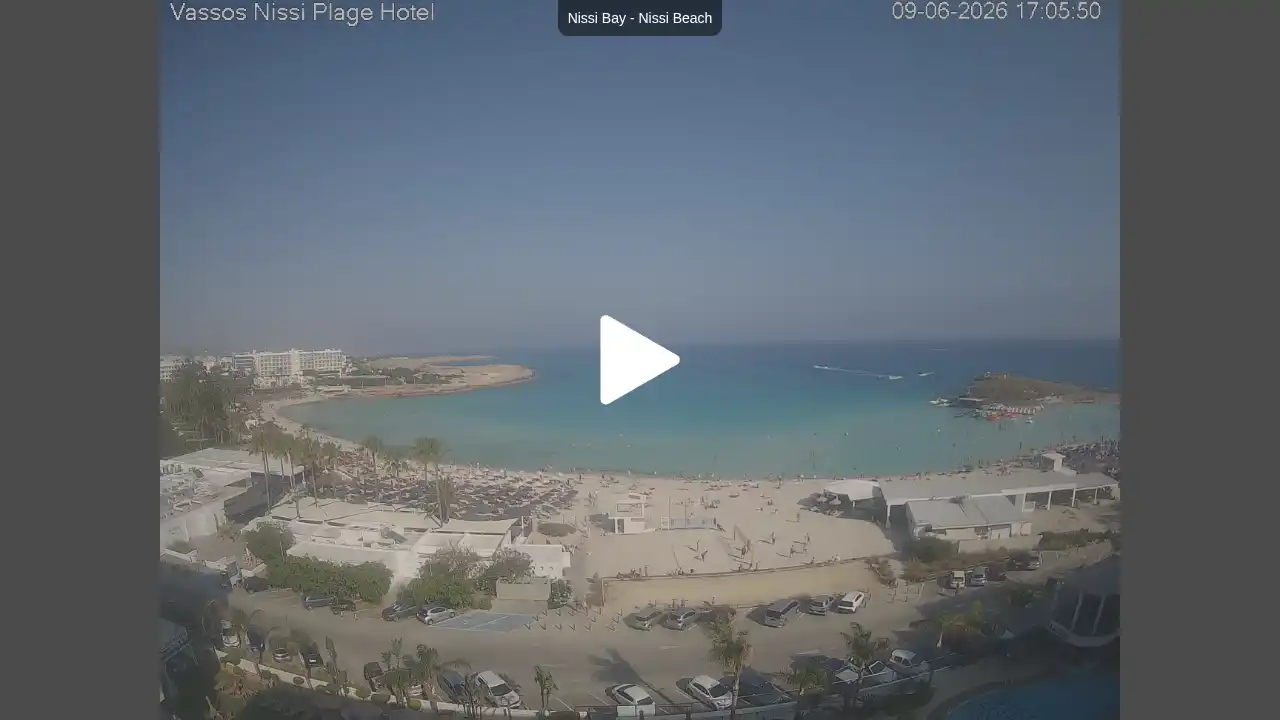 Webcam snapshot from :city — June 9, 2026 15:00