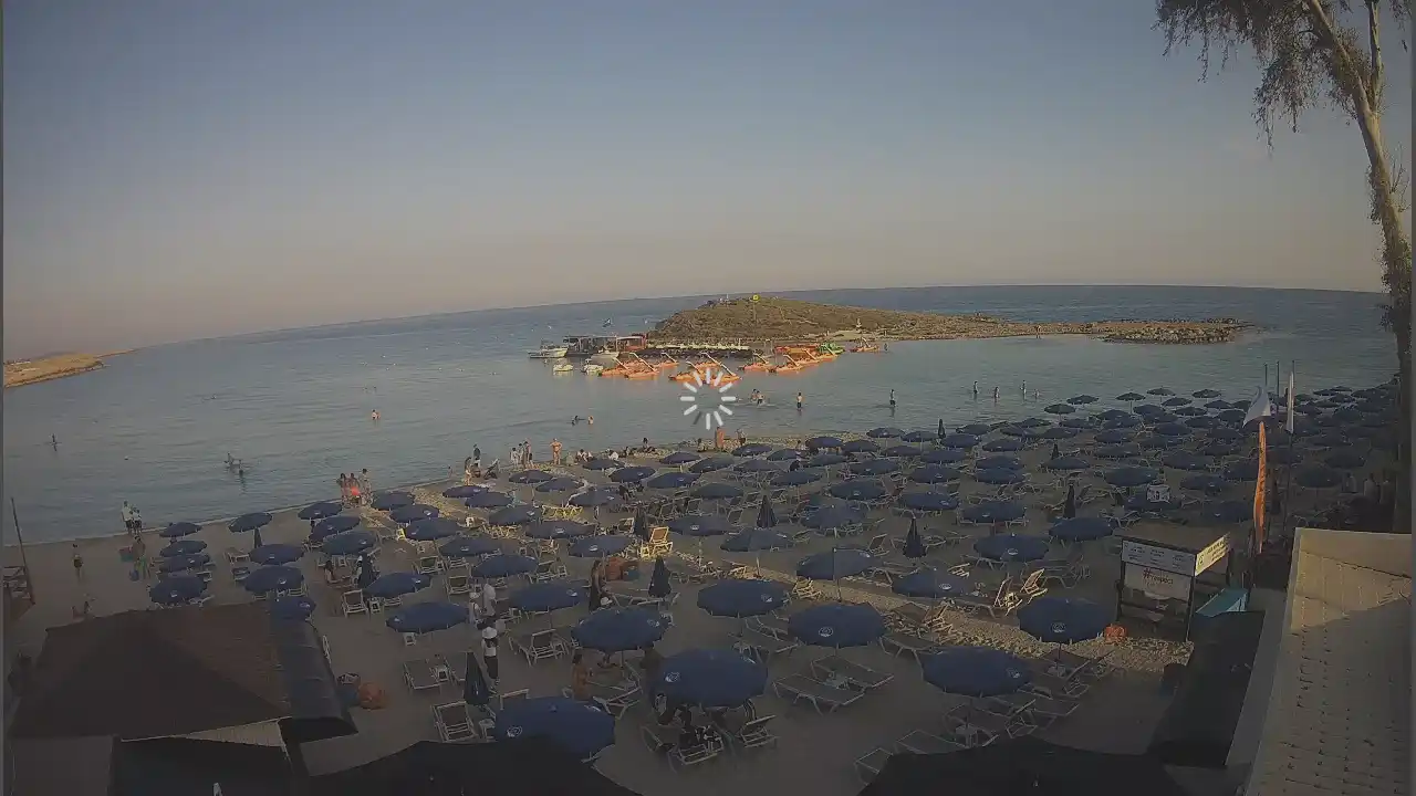 Webcam snapshot from :city — June 9, 2026 16:00