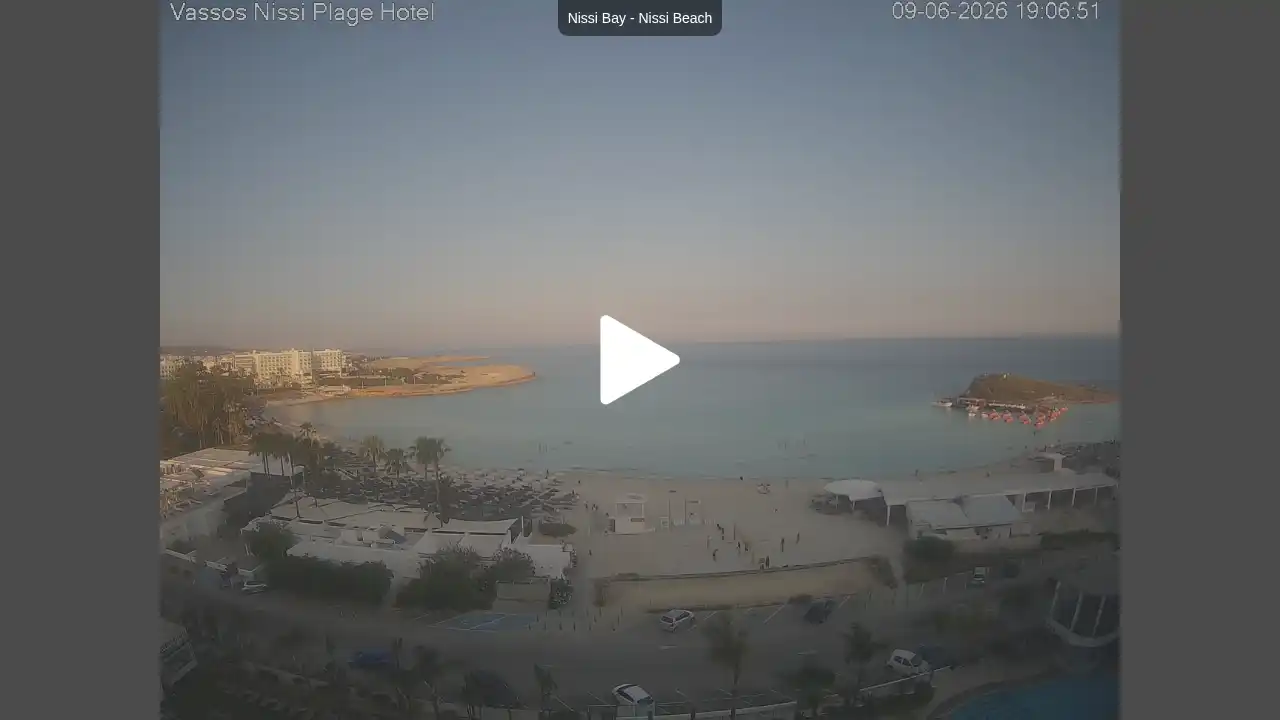 Webcam snapshot from :city — June 9, 2026 17:00