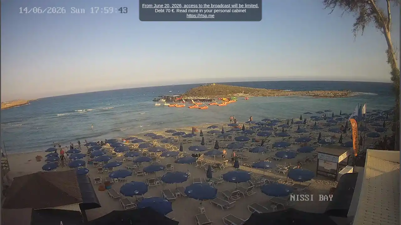 Webcam snapshot from :city — June 14, 2026 16:00
