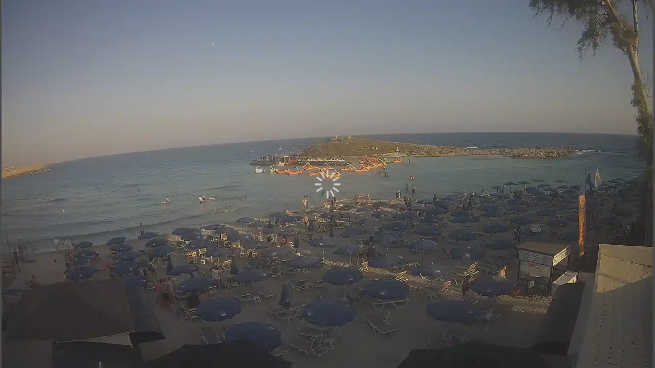 Webcam snapshot from :city — June 26, 2026 16:00