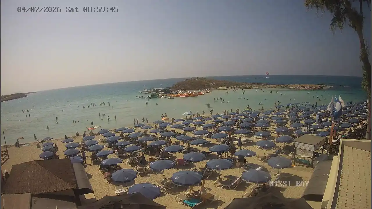 Webcam snapshot from :city — July 4, 2026 07:00