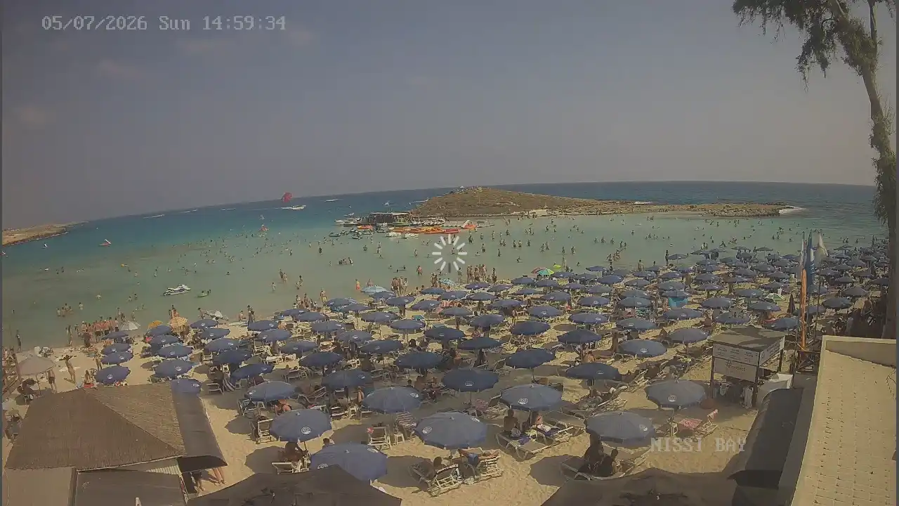 Webcam snapshot from :city — July 5, 2026 13:00