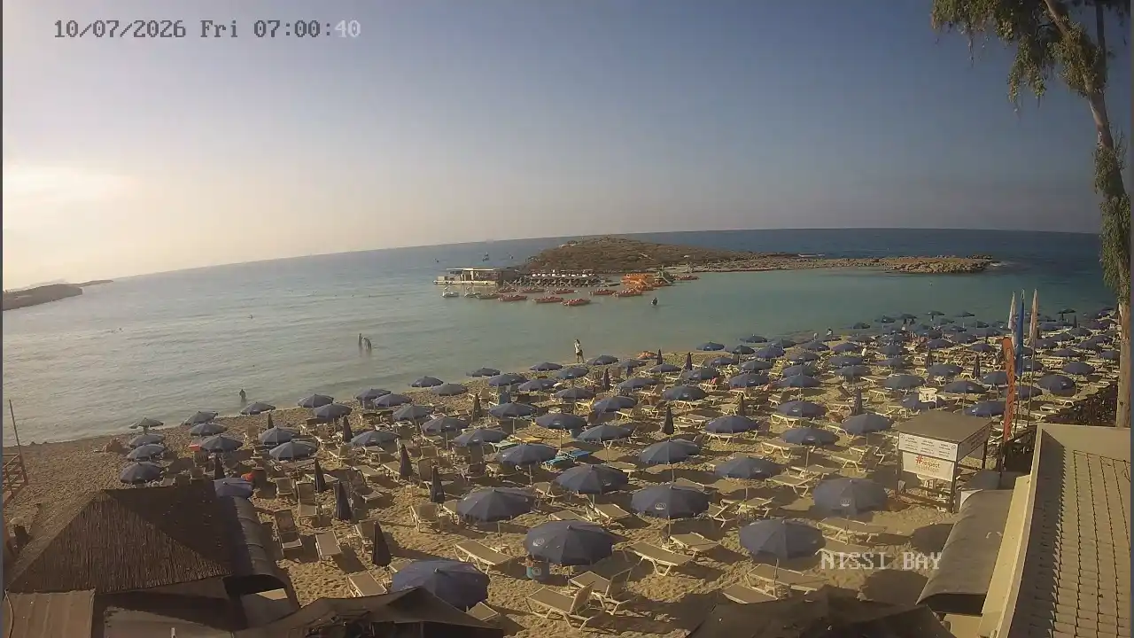 Webcam snapshot from :city — July 10, 2026 05:00