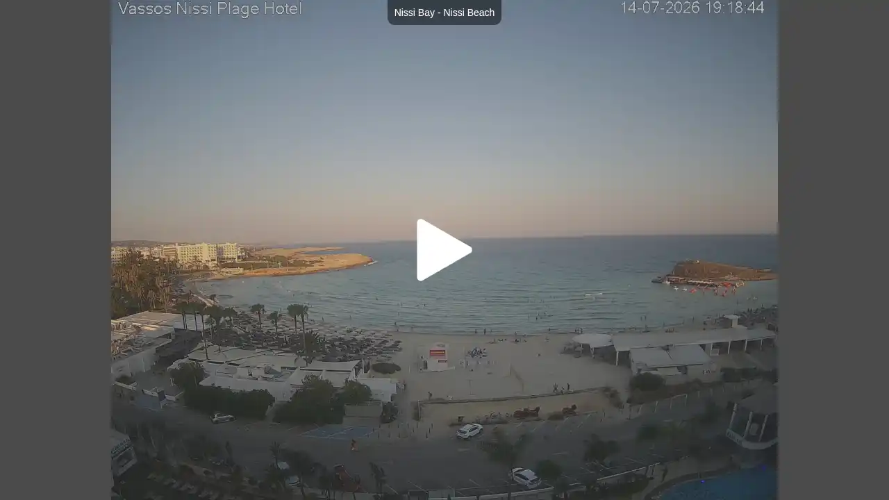 Webcam snapshot from :city — July 14, 2026 17:00