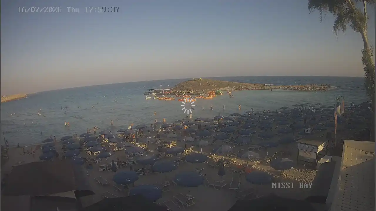 Webcam snapshot from :city — July 16, 2026 16:00