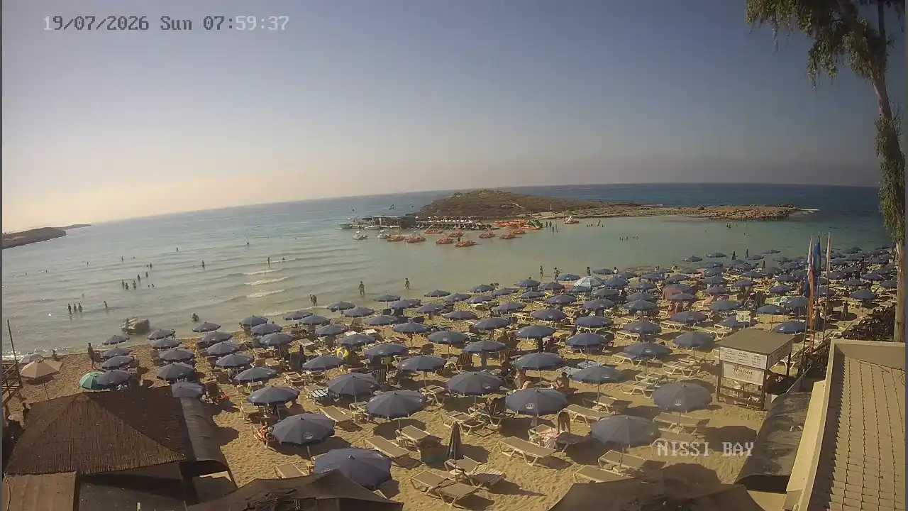 Webcam snapshot from :city — July 19, 2026 06:00