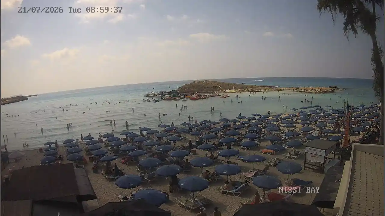 Webcam snapshot from :city — July 21, 2026 07:00
