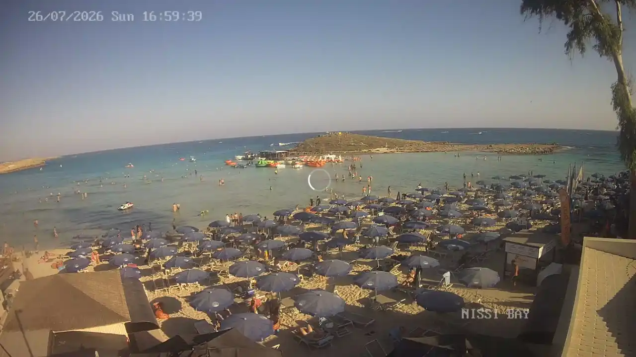 Webcam snapshot from :city — July 26, 2026 15:00