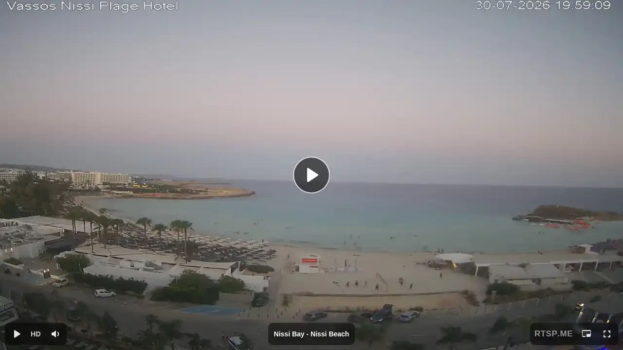 Webcam snapshot from :city — July 30, 2026 17:00