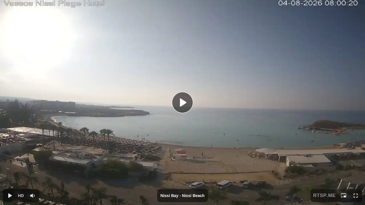 Webcam snapshot from :city — August 4, 2026 05:00