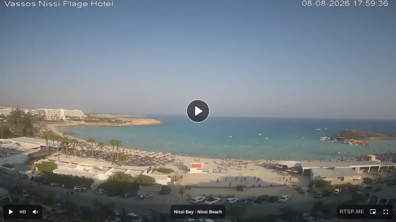 Webcam snapshot from :city — August 8, 2026 15:00