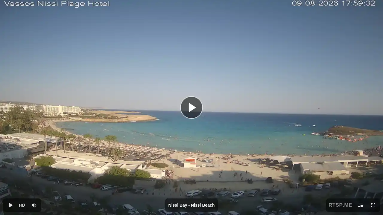 Webcam snapshot from :city — August 9, 2026 15:00