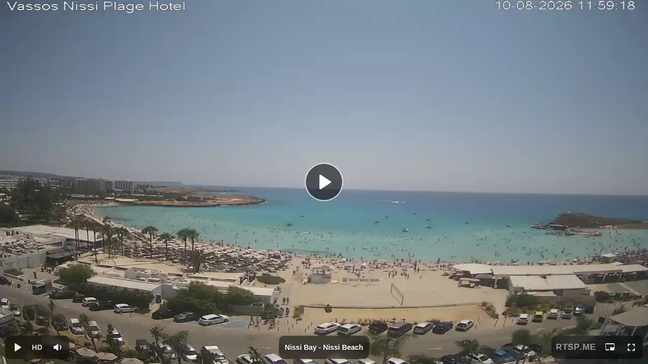 Webcam snapshot from :city — August 10, 2026 09:00