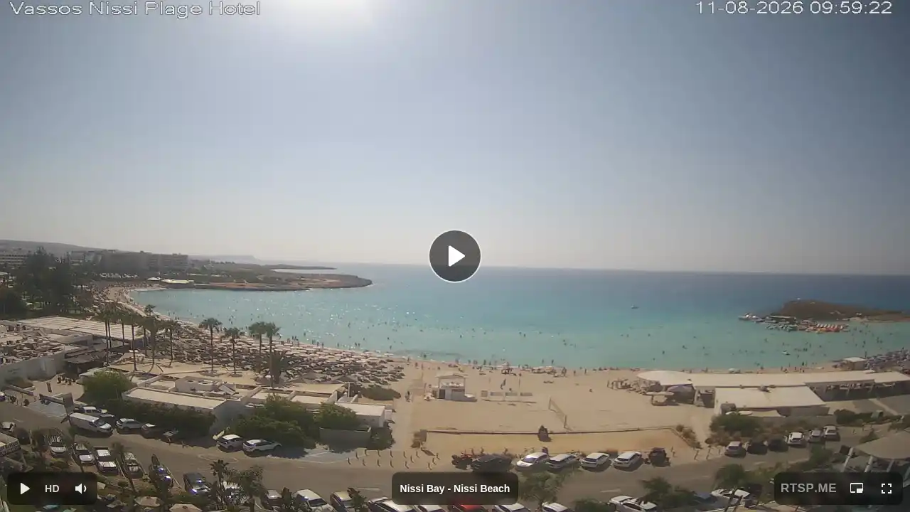 Webcam snapshot from :city — August 11, 2026 07:00