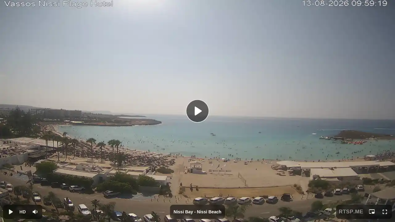 Webcam snapshot from :city — August 13, 2026 07:00