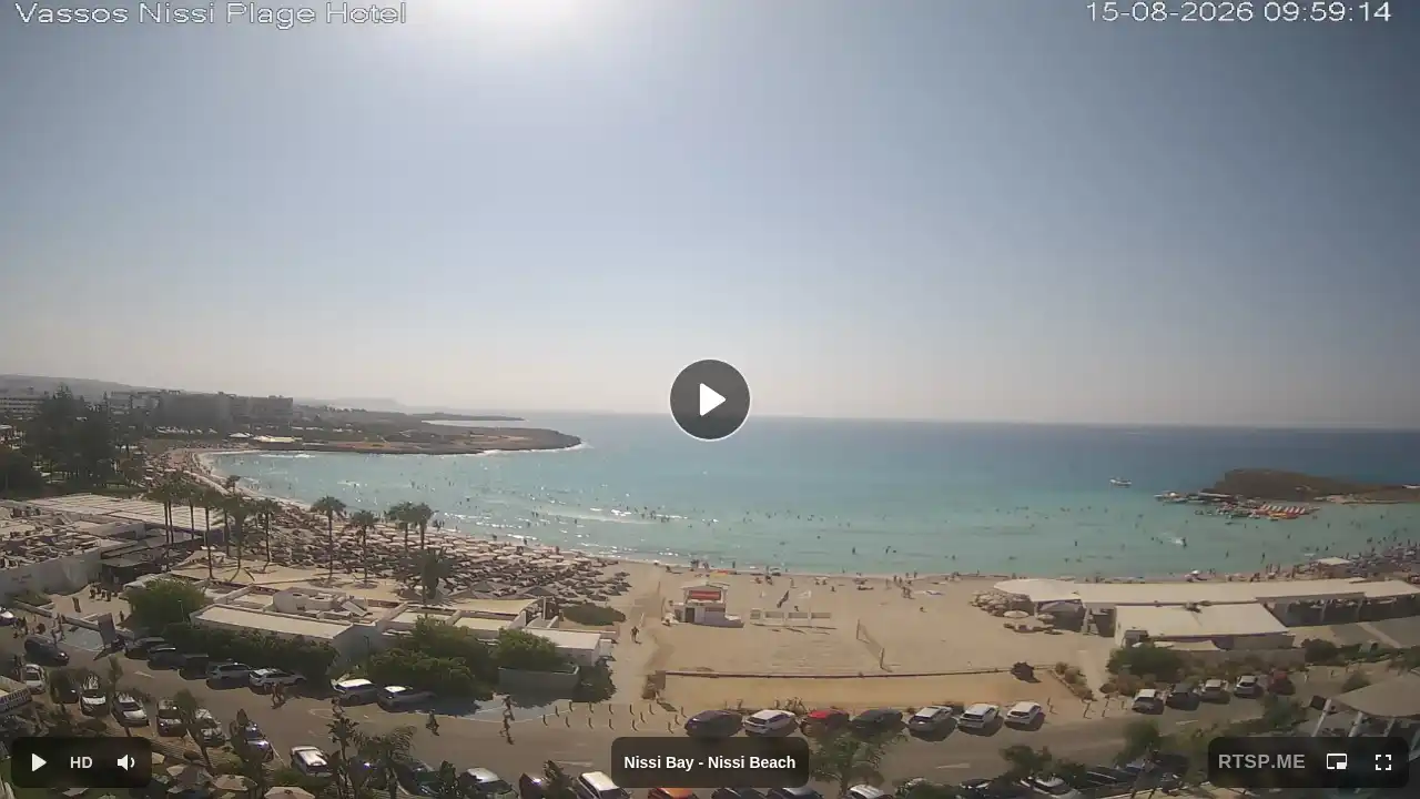 Webcam snapshot from :city — August 15, 2026 07:00
